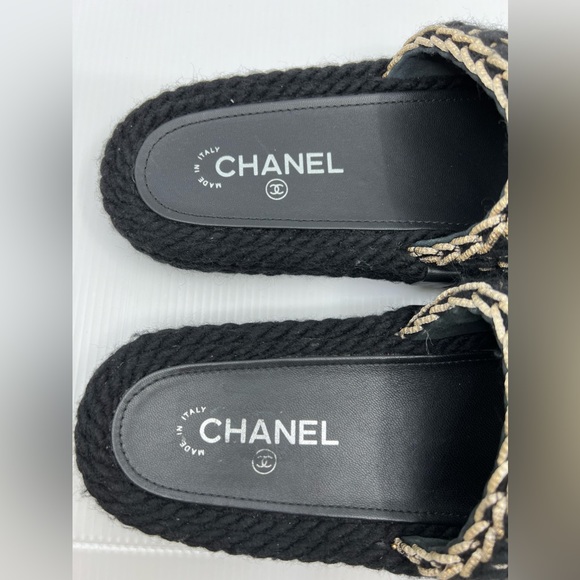 Chanel 2022 CC Black Knit Slide Sandals - Picture 6 of 10